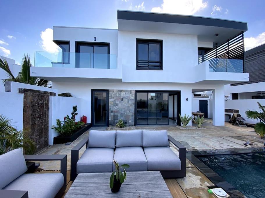 Magnifique Villa Avec Piscine Grand Bay Ngoại thất bức ảnh
