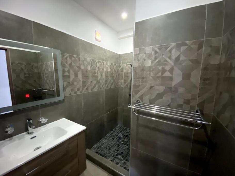 Magnifique Villa Avec Piscine Grand Bay Ngoại thất bức ảnh