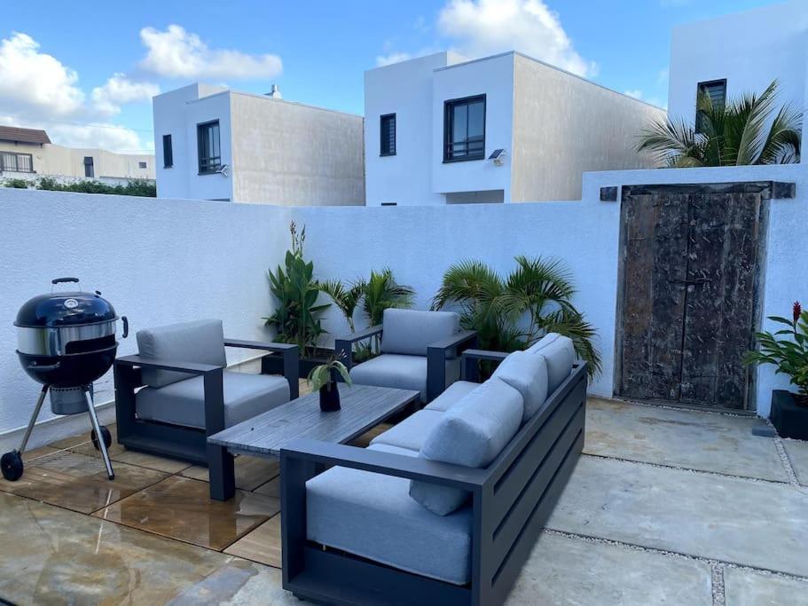 Magnifique Villa Avec Piscine Grand Bay Ngoại thất bức ảnh