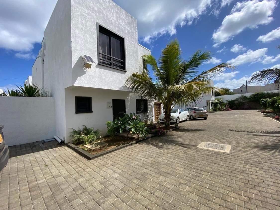 Magnifique Villa Avec Piscine Grand Bay Ngoại thất bức ảnh